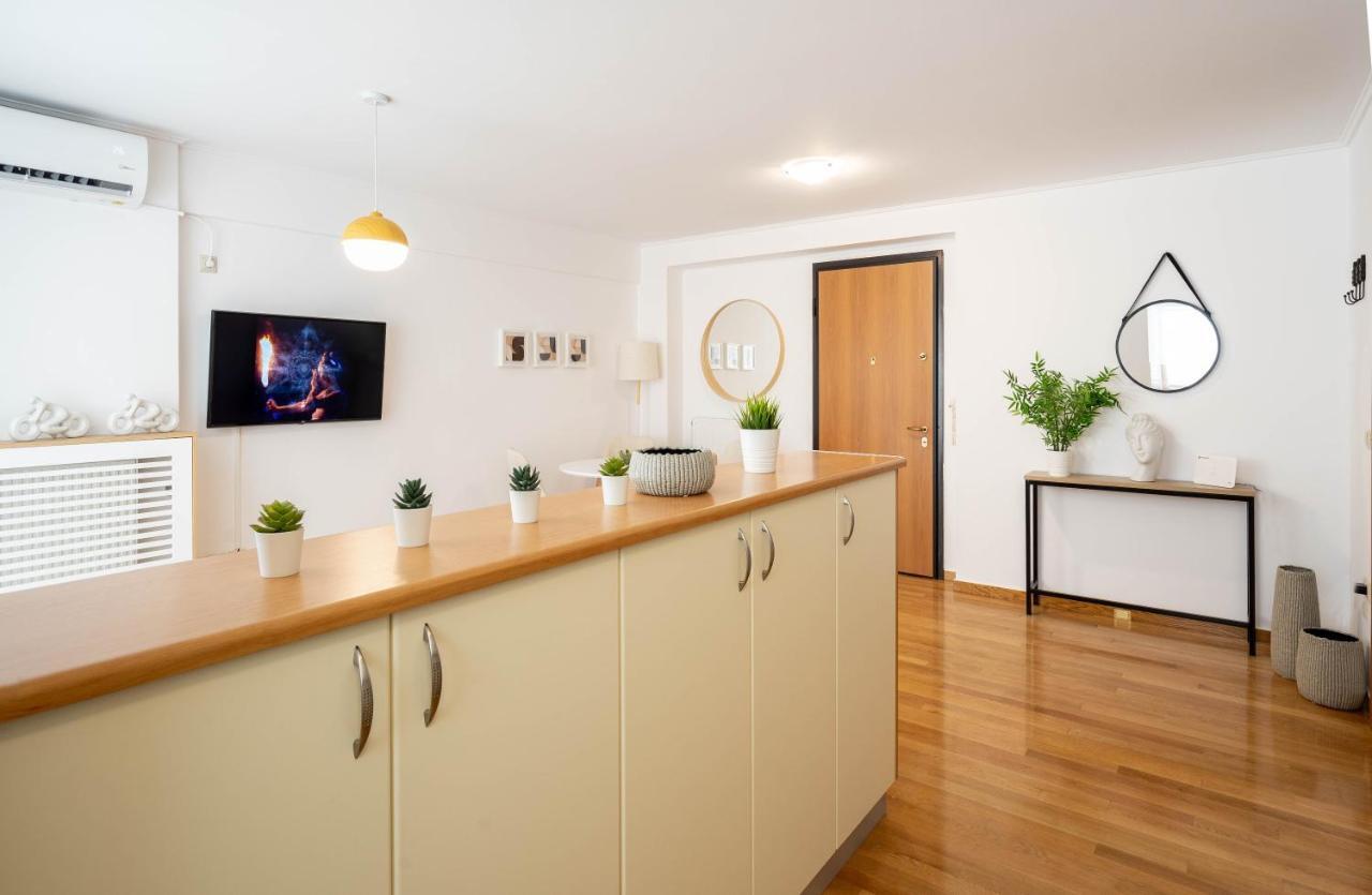 “Greek Aura” Luxury Lodging In Koukaki 아테네 외부 사진